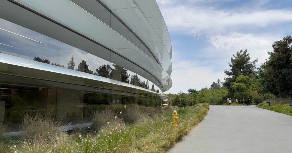 no-apple-event-planned-for-new-mac-and-ipad-launches,-gurman-says