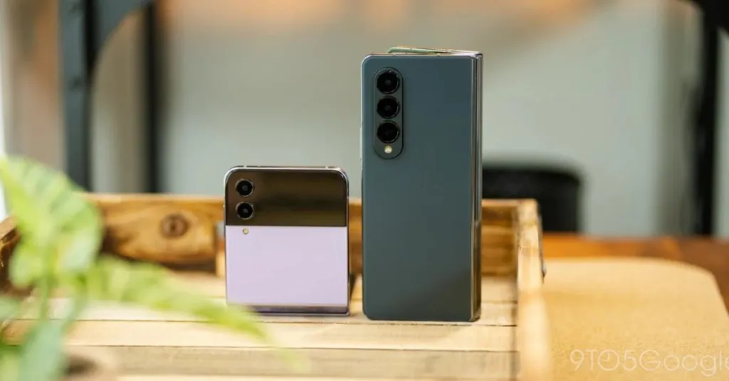 folding-iphone:-should-apple-make-a-flip-or-a-fold?-[poll]