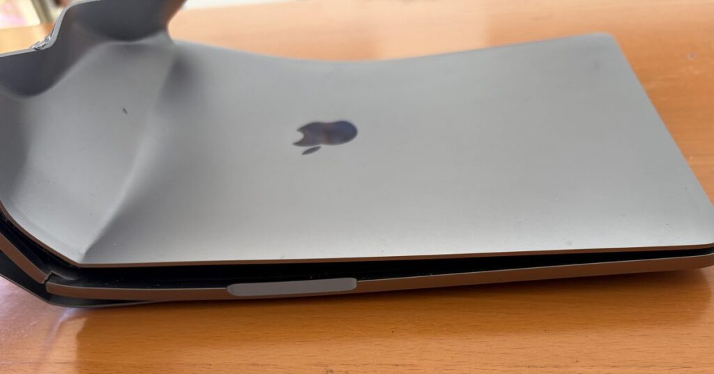 applecare+-claim-denied-after-macbook-pro-was-destroyed-in-a-car-crash