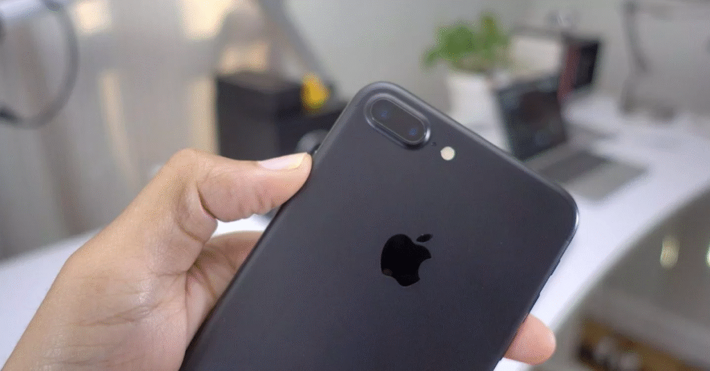 apple-just-added-two-additional-iphone-models-to-its-‘vintage’-products-list