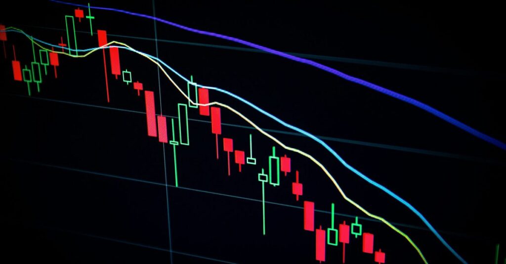 jpmorgan-cuts-apple-stock-price-target-on-soft-iphone-17-outlook-and-delayed-ai-payoff