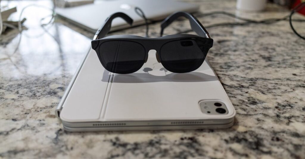 review:-xreal-one’s-are-incredibly-versatile,-and-they-really-come-to-life-with-the-ipad-pro