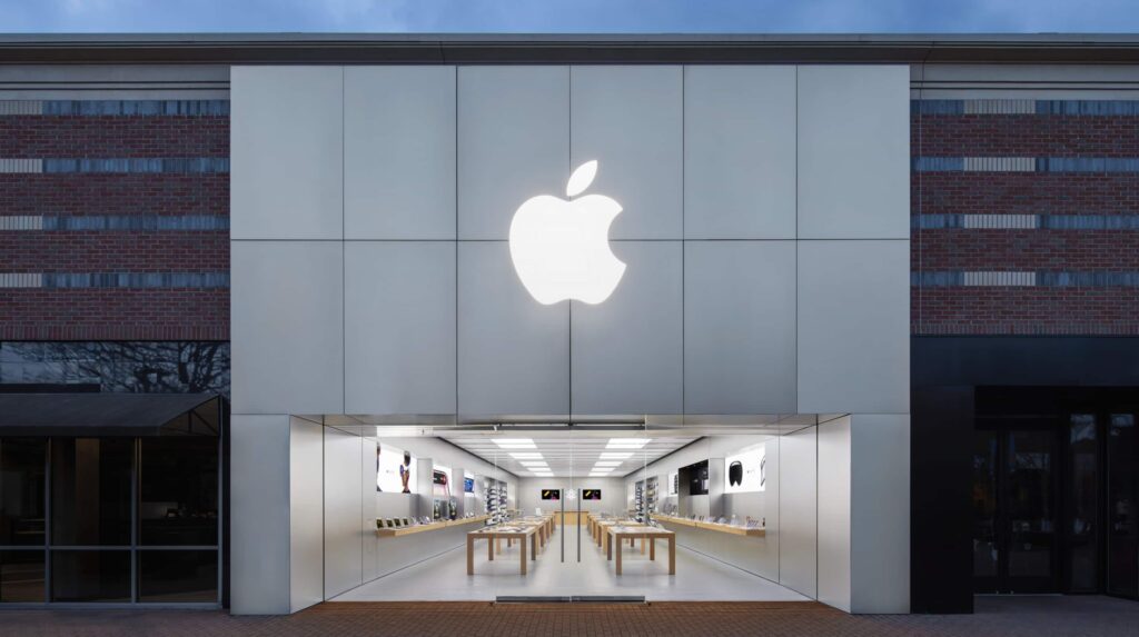 apple-store-near-detroit-permanently-closing-today-ahead-of-all-new-downtown-location
